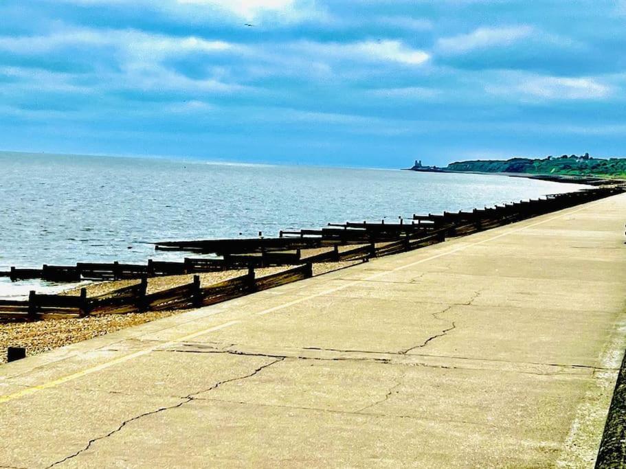 Apartment Seafront, Beautiful, Ground Floor